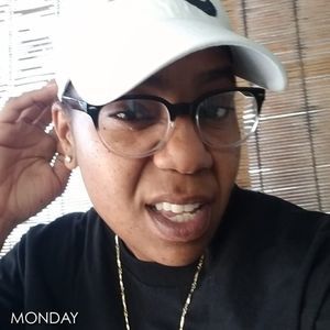 Meet your Posher, Stacey